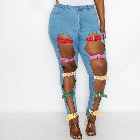 The M.A.P. Buckle Jeans - Picture 1 of 8